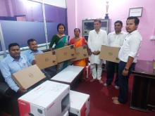 सामुदायिक विद्यालयमा लयापटप र प्रिन्टर वितरण